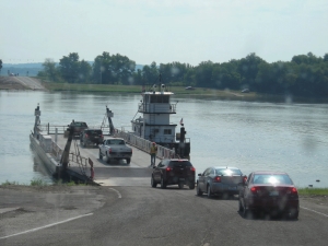 Ferry-over-Illinois-River