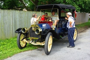 Ken Campbell and Carol Storms own this 1911 E-M-F Demi-Tonneau 